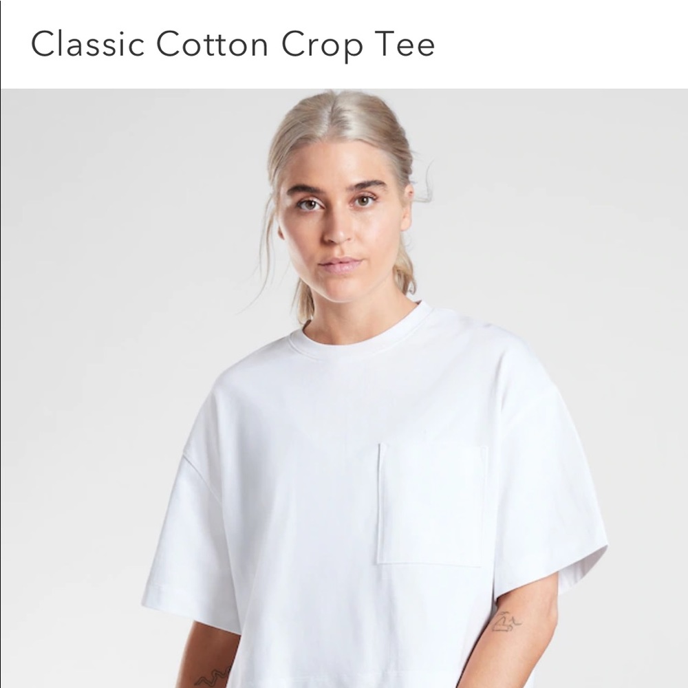NWT Classic cotton white crop tee